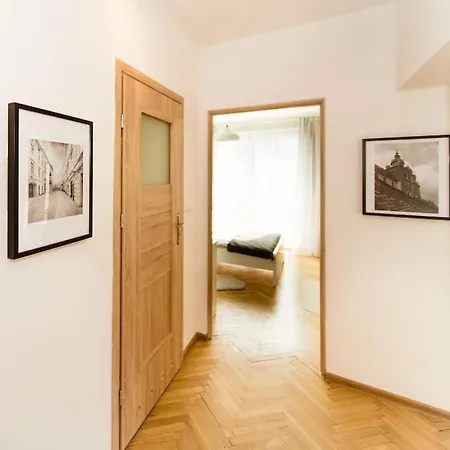 Charming And Cosy - Wawel