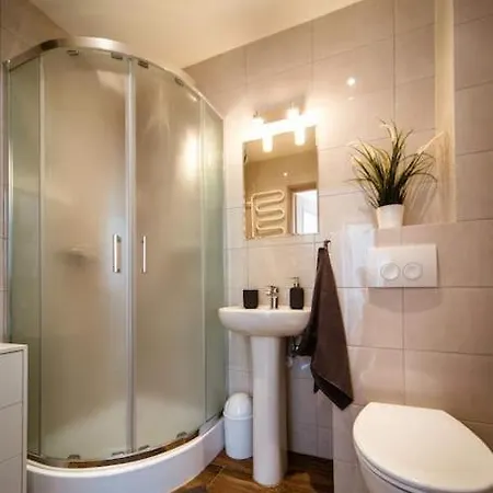 Charming And Cosy - Wawel *